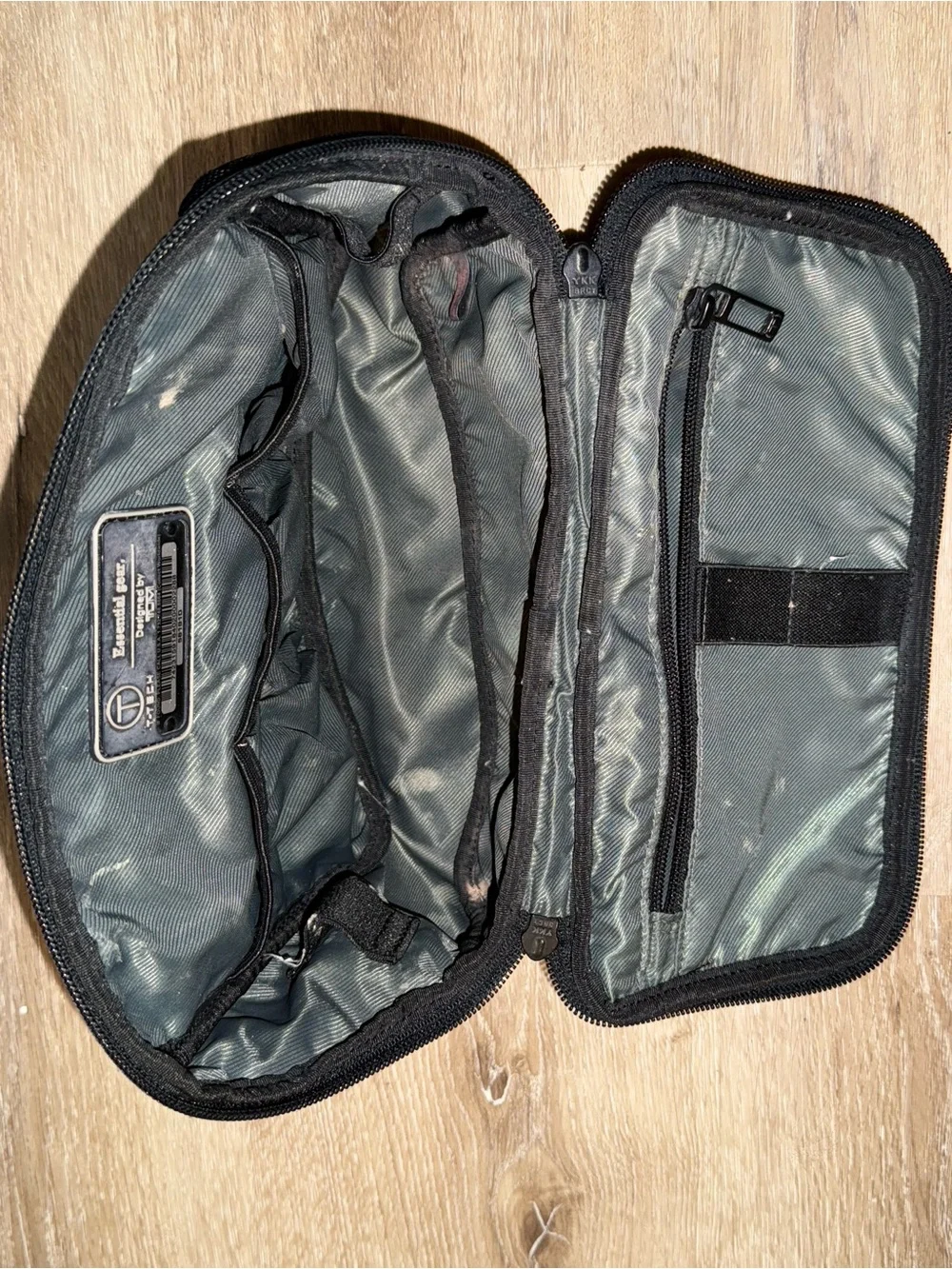 Tumi Essentials Gear Black Toiletry Bag